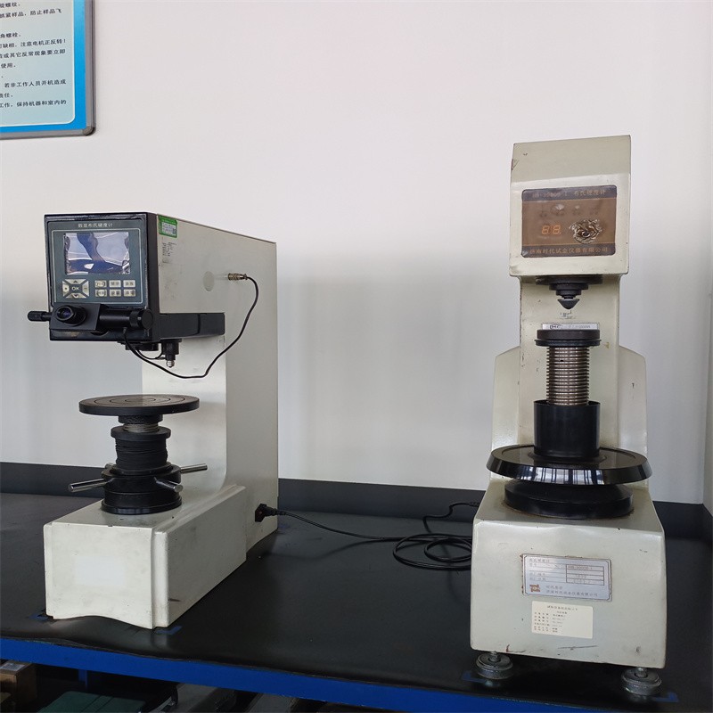 布氏、洛氏硬度计